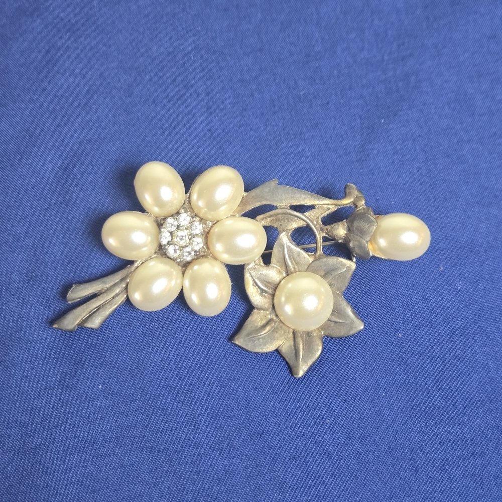Vintage Pearl, Silver, And Rhinestone Flower Brooch